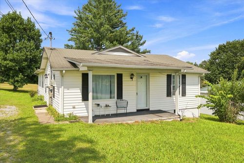 1324 Davis Ave, Morristown, TN, 37814-2816 | Card Image