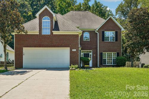 1916 Wilrose Pl, Matthews, NC, 28105-0366 | Card Image