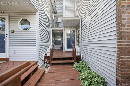 37848 Jefferson Ave, Harrison Township, MI, 48045-2699 | Card Image