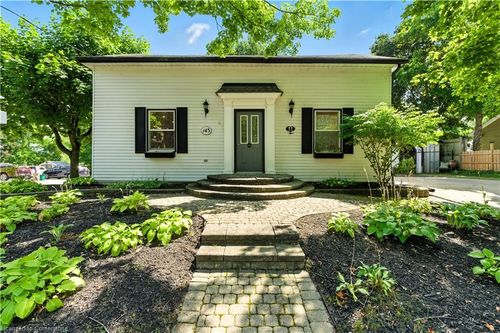 143 Piper St, Ayr, ON, N0B1E0 | Card Image