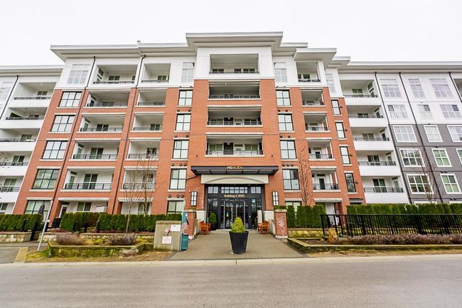 C423 - 8150 207 Street, Condo with 2 bedrooms, 1 bathrooms and 1 parking in Langley BC | Image 2
