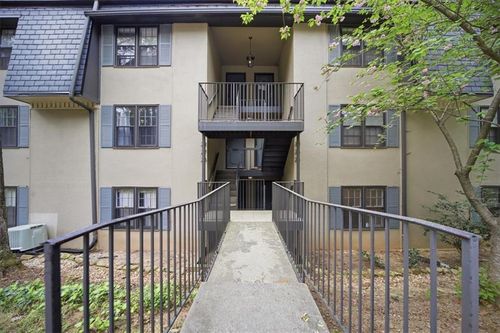 26 Arpege Way Nw, Atlanta, GA, 30327-1019 | Card Image