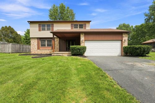 11490 Forest Lane Ave, Pickerington, OH, 43147-9135 | Card Image