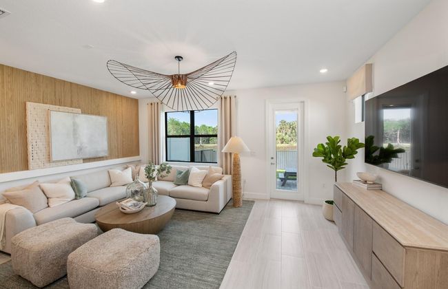 NAUTICAL-24-04 - 491 Sw Sally Way, Condo with 3 bedrooms, 3 bathrooms and null parking in Stuart FL | Image 5