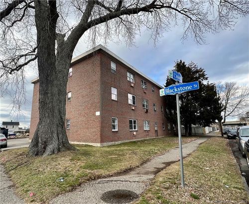 b3-85 Union Avenue, Bridgeport, CT, 06607 | Card Image