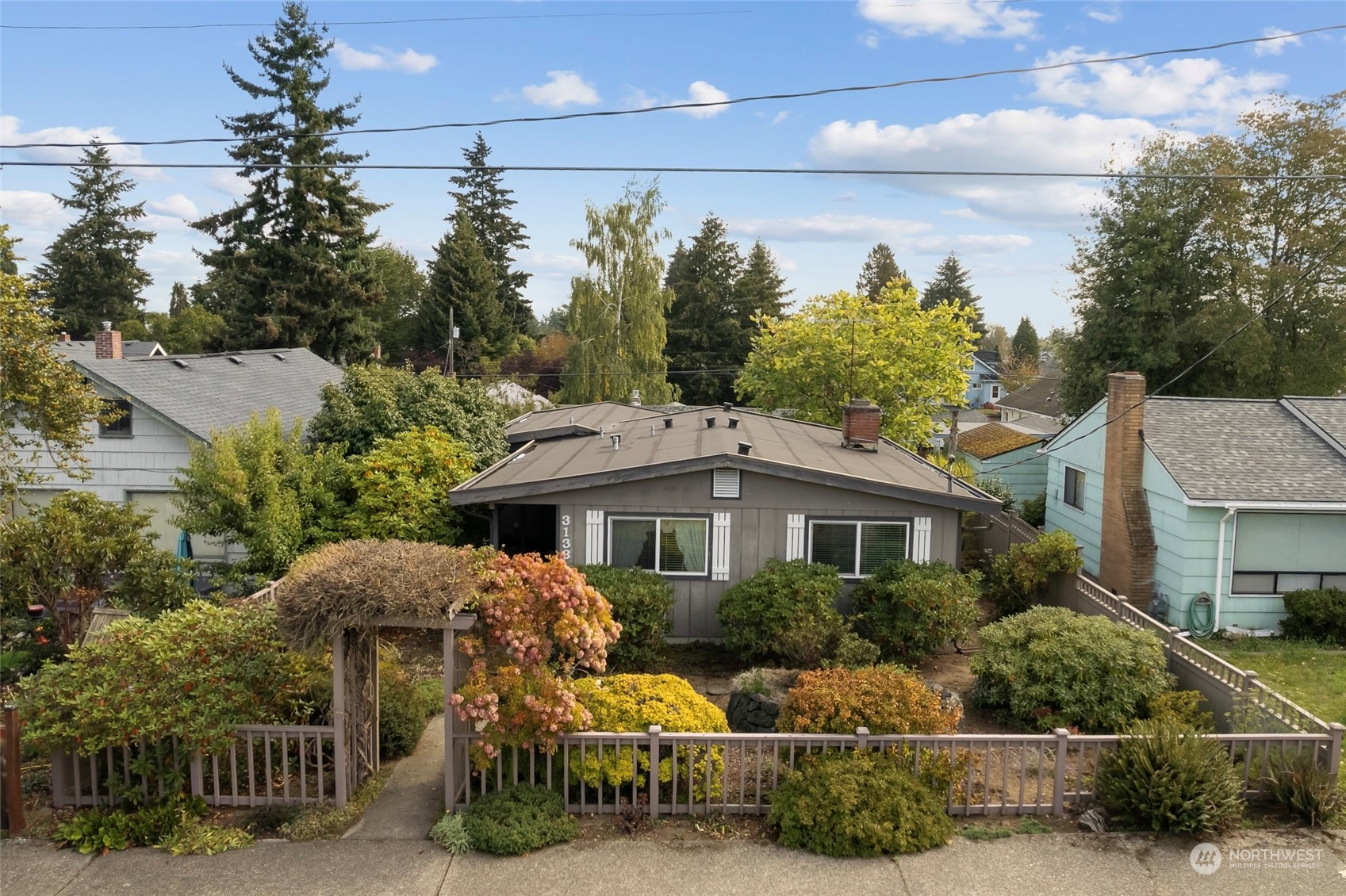Huson St, Tacoma, WA 98407