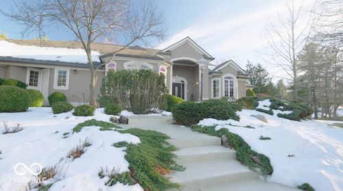 3799 N Foxcliff Dr E, Martinsville, IN, 46151-5949 | Card Image