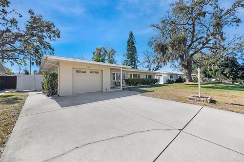 3067 Kapok Kove Drive, CLEARWATER, FL, 33759 | Card Image