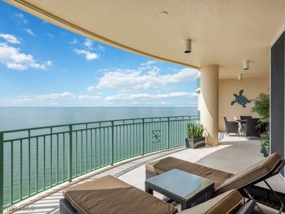 802 - 970 Cape Marco Drive, Condo with 3 bedrooms, 3 bathrooms and null parking in Marco Island FL | Image 3