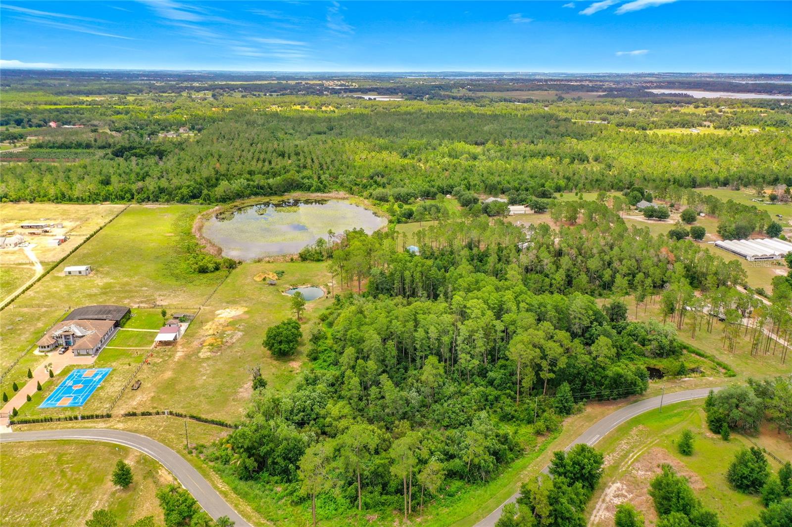 Land in CLERMONT 4