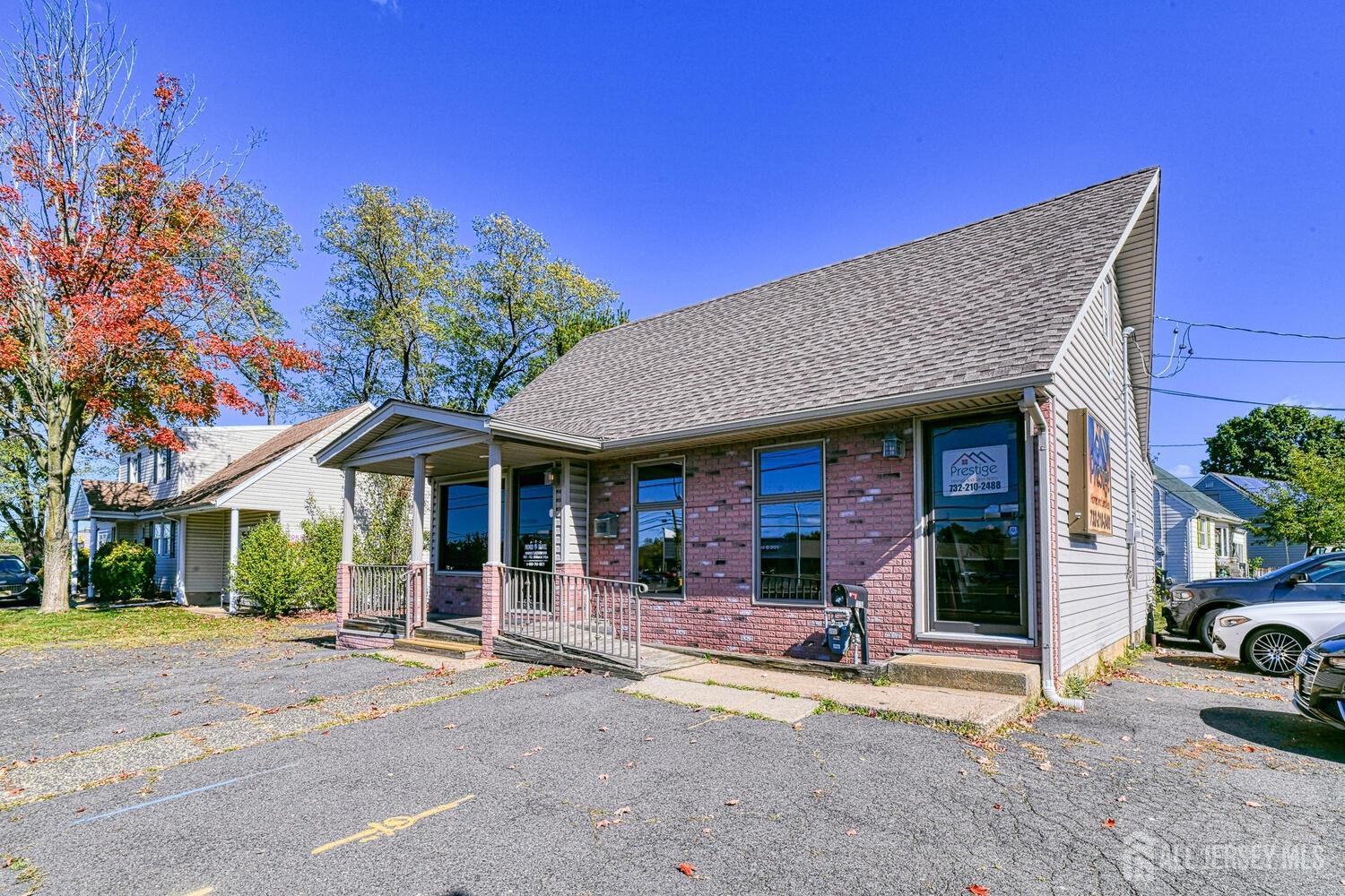 702 State Route 18, East Brunswick, NJ 08816