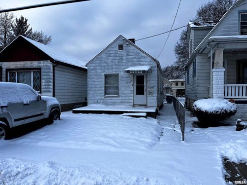 129 N Cedar Ave, West Peoria, IL, 61604-5655 | Card Image