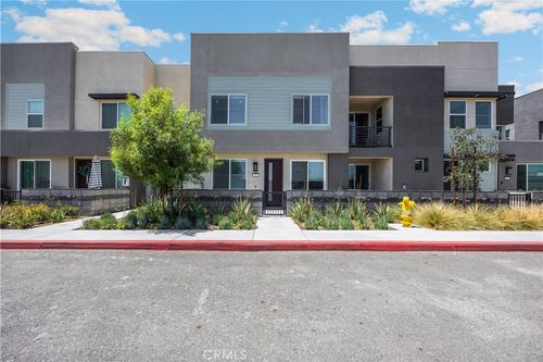 3681 E Jacobson Paseo, Ontario, CA, 91761-3214 | Card Image
