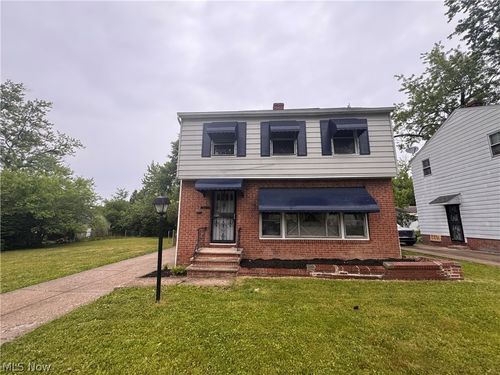 16611 Eldamere Ave, Cleveland, OH, 44128-1511 | Card Image