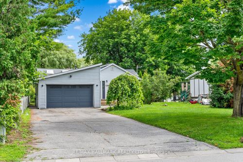 15 River Dr, River Drive Park, ON, L9N1A6 | Card Image