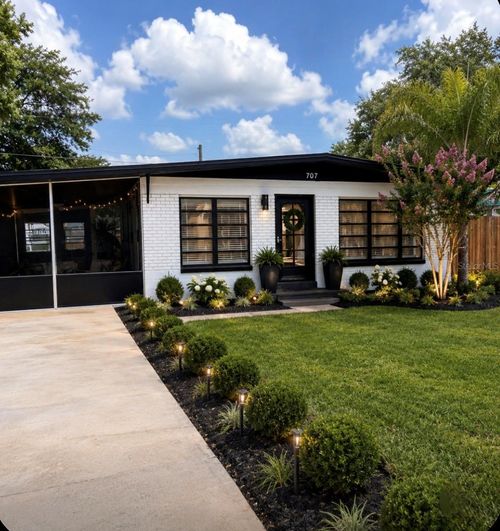 707 Lakewood Avenue, Tampa, FL, 33613 | Card Image