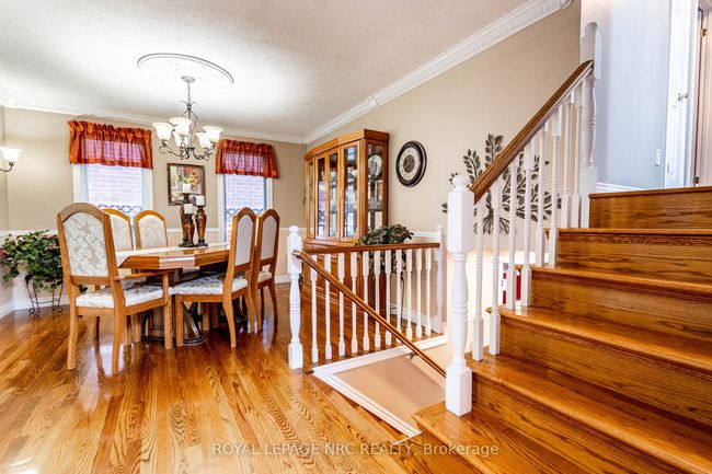 31 Rollins Dr, House other with 3 bedrooms, 2 bathrooms and 2 parking in Welland ON | Image 15