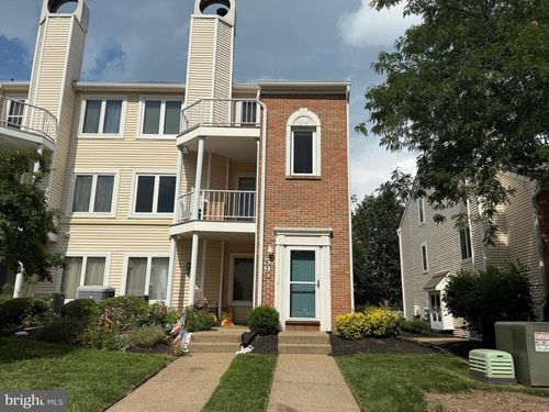 59 Pamela Ct, LEVITTOWN, PA, 19057-3611 | Card Image