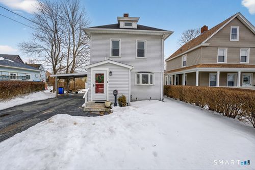 14 Warren St, New London, CT, 06320-2725 | Card Image