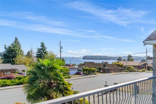 2815 Cosgrove Cres, Nanaimo, BC, V9S3P5 | Card Image