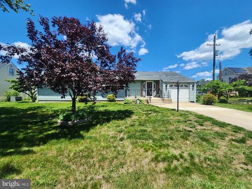 45 E 5th Street E, Florence, NJ, 08518 | Card Image