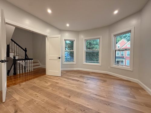 2-16 Willow Ave, Somerville, MA, 02144-3117 | Card Image