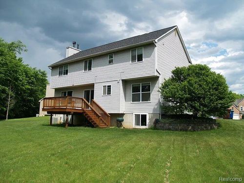 3195 Otter Creek Ct, Ann Arbor, MI, 48105-9268 | Card Image