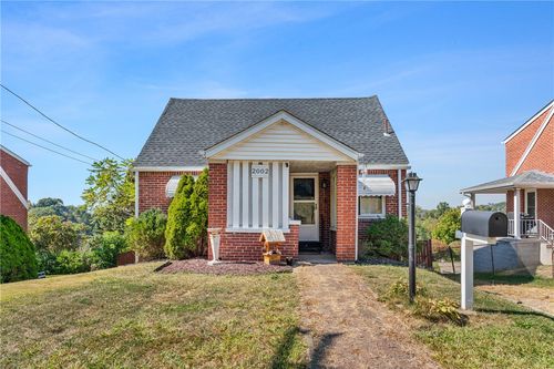 2002 Vermont Ave, West Mifflin, PA, 15122-3647 | Card Image