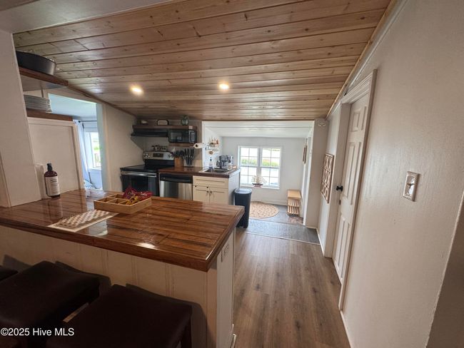 121 Cedar Point Blvd, House other with 2 bedrooms, 1 bathrooms and null parking in Cedar Point NC | Image 8