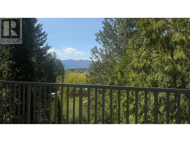 5110 Vance Rd, House other with 3 bedrooms, 3 bathrooms and 2 parking in Canyon BC | Image 27