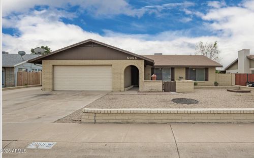 5055 W Vogel Ave, Glendale, AZ, 85302-3537 | Card Image