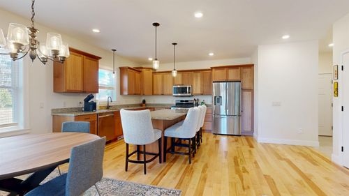 154 Chase Ct, Essex, VT, 05452-4153 | Card Image