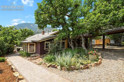 2005 Ridgeway Ave, Colorado Springs, CO, 80906-2915 | Card Image