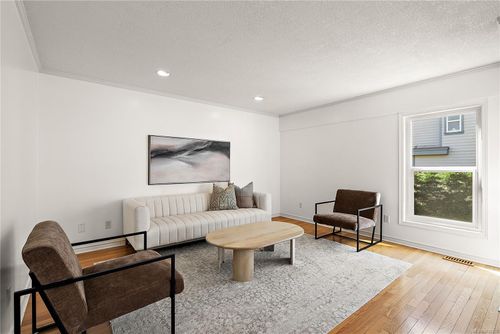 4-108 Dallas Rd, Victoria, BC, V8V1A3 | Card Image