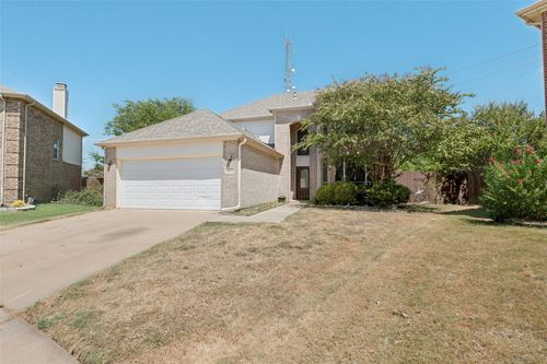 10236 Sourwood Dr, Fort Worth, TX, 76244-5863 | Card Image