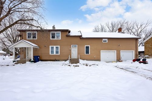 410 6th Ave, Amana, IA, 52203-8071 | Card Image