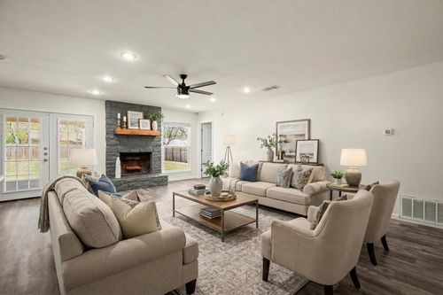 110 W Garrett Run, Austin, TX, 78753-3756 | Card Image