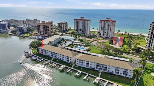 apt-106b-10684 Gulf Shore Dr, NAPLES, FL, 34108-3033 | Card Image