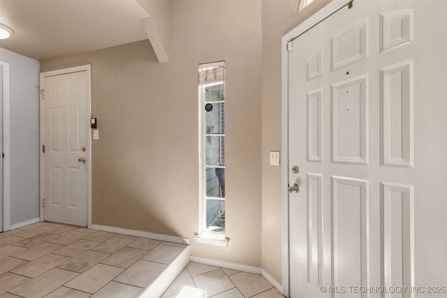 9528 S 93 Rd East Ave, House other with 5 bedrooms, 3 bathrooms and null parking in Tulsa OK | Image 8