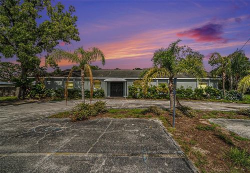 11911 Pine Forest Dr, NEW PORT RICHEY, FL, 34654-1462 | Card Image