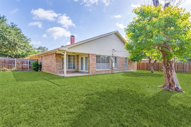 1704 Edge Hill Rd, House other with 3 bedrooms, 2 bathrooms and null parking in Benbrook TX | Image 24