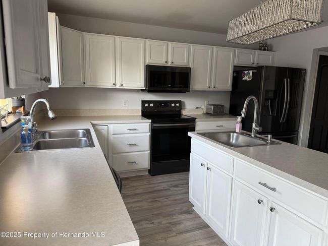6113 Freeport Dr, House other with 4 bedrooms, 3 bathrooms and null parking in SPRING HILL FL | Image 55