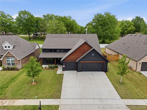 1421 N 72nd St, Broken Arrow, OK, 74014-2515 | Card Image