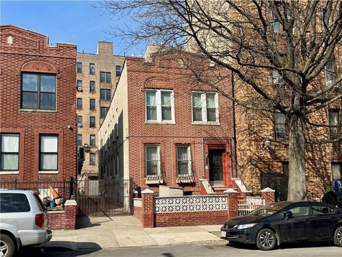 817 Crown St, Brooklyn, NY, 11213-5873 | Card Image