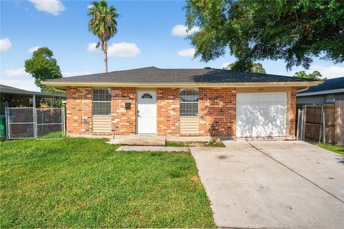 3341 Continental Dr, Kenner, LA, 70065-2613 | Card Image