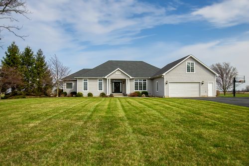 8441 S America Rd, La Fontaine, IN, 46940-8991 | Card Image