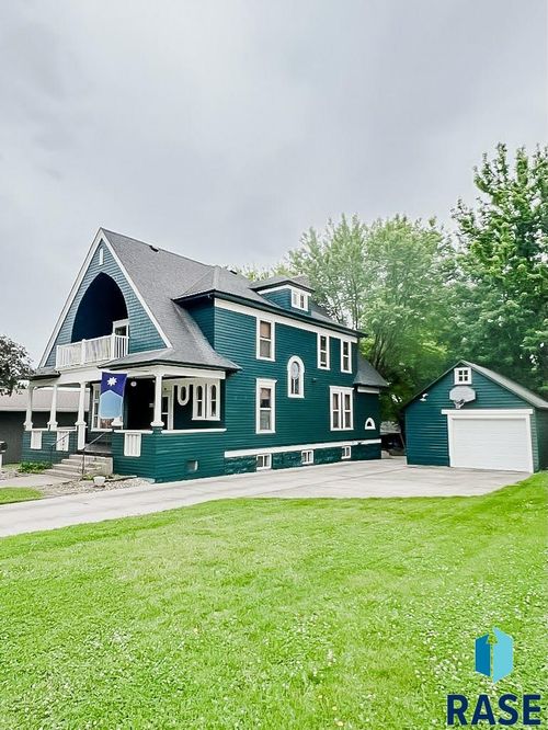 323 W Main St Street, Luverne, MN, 56156 | Card Image