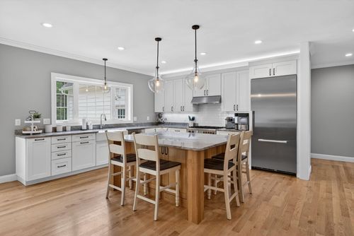 21 Walnut Hill Dr, Hooksett, NH, 03106-2440 | Card Image