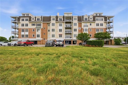 502-2950 Baltic Avenue, Virginia Beach, VA, 23451 | Card Image