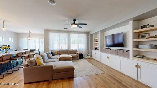 835 E Gunsight Mountain Pl, Sahuarita, AZ, 85629-7948 | Card Image
